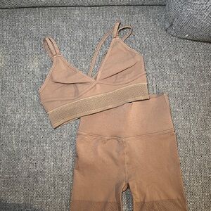 Seamless Beige Sports Bra and Leggings Set